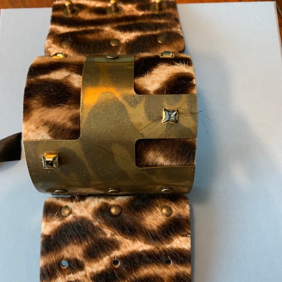 NEW PRICE !! Lanvin authentic cuff bracelet & box. Made in France. - Picture 3 of 7